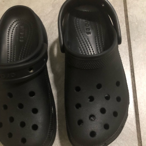 Black Crocs - Picture 2 of 4